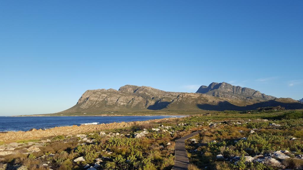 La Mer Seafront Selfcatering Accommodation Kleinmond Kültér fotó